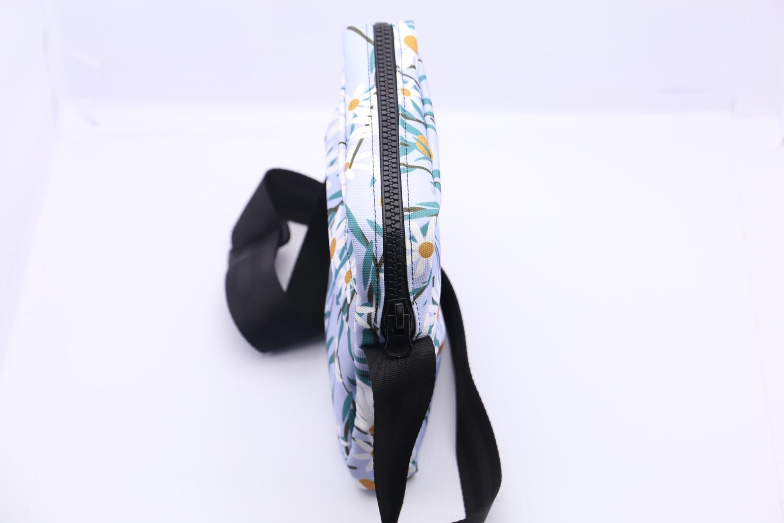 Daisy Crossbody Bag - Image 7